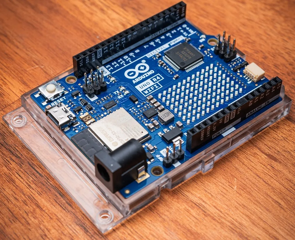 Arduino Uno R4